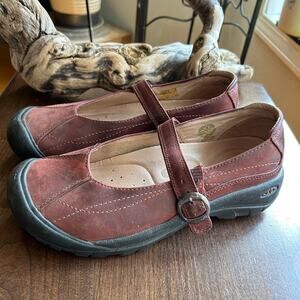 Womens Sz 9 KEEN Leather Mary Jane Shoes maroon purple
